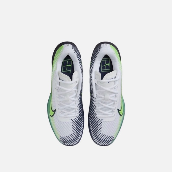 Nike Vapor 11 Tennis Court shoes. main image 6
